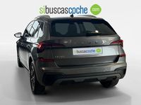 Usado Skoda Kamiq Selection 115 CV (84 kW) 2025 Gris/plata SUV