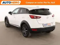 Usado Mazda CX-3 Luxury 120 CV (88 kW) 2017 Blanco SUV