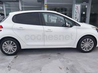 Usado Peugeot 208 Style 82 CV (60 kW) 2018 Blanco Utilitario
