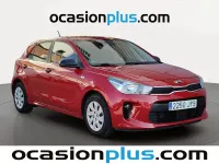 Usado Kia Rio 84 CV (61 kW) 2017 Rojo Utilitario
