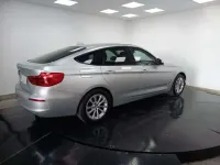 Usado BMW 318 137 CV (100 kW) 2017 Gris Berlina