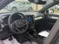 Nuevo Volvo XC40 Plus 163 CV (119 kW) 2026 Verde SUV