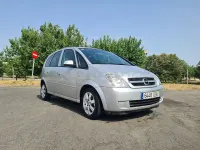 Usado Opel Meriva Cosmo 100 CV (73 kW) 2006 Gris / plata Monovolumen