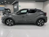 Usado Toyota C-HR Advance 184 CV (135 kW) 2024 Gris / plata SUV