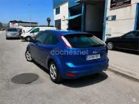 Usado Ford Focus Trend 109 CV (80 kW) 2009 Azul Berlina