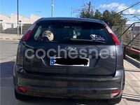 Usado Ford Focus Trend 115 CV (84 kW) 2006 Azul Berlina