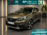 Usado Peugeot 3008 Allure 130 CV (95 kW) 2020 Gris / plata SUV