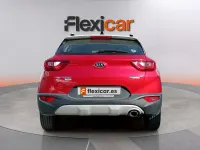 Usado Kia Stonic 101 CV (74 kW) 2021 Rojo SUV