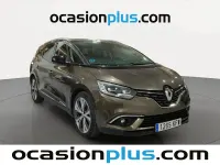 Usado Renault Scénic Zen 130 CV (95 kW) 2017 Marrón Monovolumen