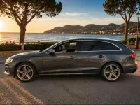 Usado Audi A4 S-Line 150 CV (110 kW) 2018 Plateado Familiar
