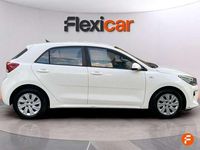 Usado Kia Rio 84 CV (61 kW) 2018 Blanco Utilitario