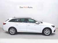 Usado Seat Leon Style 150 CV (110 kW) 2021 Blanco Familiar