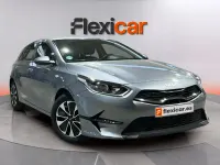 Usado Kia Ceed 101 CV (74 kW) 2024 Gris Utilitario