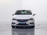 Usado Opel Astra Innovation 136 CV (100 kW) 2019 Blanco Familiar