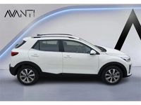 Usado Kia Stonic 101 HP (74 kW) 2025 Branco SUV