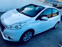 Usado Peugeot 208 Active 82 CV (60 kW) 2013 Blanco Utilitario