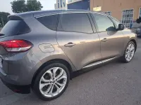 Usado Renault Scénic IV Edition One 110 CV (80 kW) 2017 Beige Monovolumen
