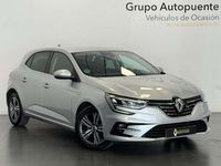 Usado Renault Mégane IV Zen 116 CV (85 kW) 2021 Plateado Berlina