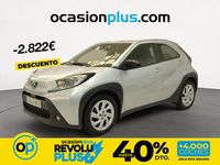 Usado Toyota Aygo X Play 72 CV (52 kW) 2024 Gris / plata SUV