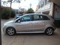 Usado Mercedes B180 109 CV (80 kW) 2007 Gris / plata Monovolumen