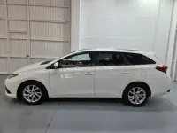 Usado Toyota Auris Business Edition 90 CV (66 kW) 2016 Blanco Familiar