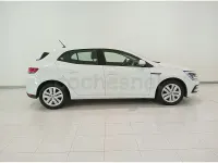 Usado Renault Mégane II Equilibre 115 CV (84 kW) 2022 Blanco Berlina