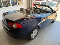 Usado VW Eos 150 CV (110 kW) 2007 Azul Descapotable