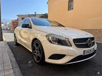 Usado Mercedes A180 AMG line 109 CV (80 kW) 2013 Blanco Berlina