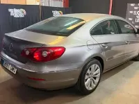 Usado VW Passat 160 CV (117 kW) 2009 Gris Coupe