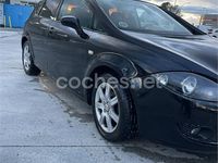 Usado Seat Leon Reference 105 CV (77 kW) 2007 Negro Utilitario