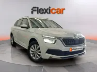 Usado Skoda Kamiq Monte Carlo 110 CV (80 kW) 2022 Blanco SUV
