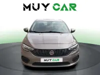 Begagnad Fiat Tipo Easy 95 HK (69 kW) 2017 Gul Sedan