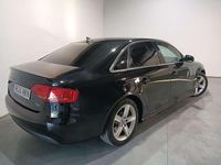 Usado Audi A4 136 CV (100 kW) 2012 Negro Berlina