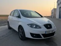 Usado Seat Altea I-Tech 105 CV (77 kW) 2014 Blanco Monovolumen