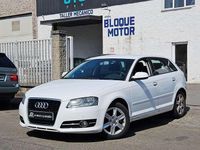 Usado Audi A3 Sportback Attraction 105 CV (77 kW) 2012 Blanco Utilitario