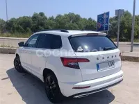 Usado Skoda Karoq SportLine 150 CV (110 kW) 2021 Blanco SUV