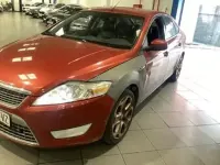 Usado Ford Mondeo Titanium X 130 CV (95 kW) 2007 Naranja Berlina