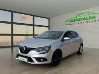 Usado Renault Mégane Business 115 CV (84 kW) 2019 Gris / plata Berlina