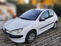 Usado Peugeot 206 75 CV (55 kW) 2003 Blanco Berlina