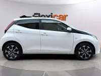 Usado Toyota Aygo X-clusiv 72 CV (52 kW) 2019 Blanco Utilitario