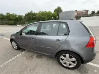 Usado VW Golf V Conceptline 75 HP (55 kW) 2007 Cinzento Sedan