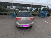 Usado Seat Altea XL Reference 105 CV (77 kW) 2011 Beige Monovolumen