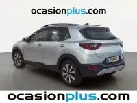 Usado Kia Stonic 101 CV (74 kW) 2024 Blanco SUV