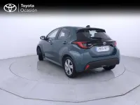 Usado Toyota Yaris Active 116 CV (85 kW) 2025 Verde Utilitario
