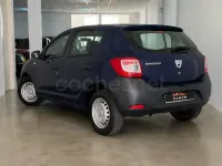 Usado Dacia Sandero Base 75 CV (55 kW) 2013 Azul Berlina