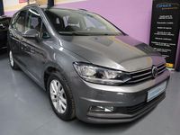 Usado VW Touran Advance 110 CV (80 kW) 2015 Gris Monovolumen