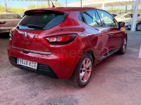 Usado Renault Clio IV LIMITED 75 CV (55 kW) 2017 Rojo Berlina
