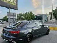 Usado Audi A4 150 CV (110 kW) 2018 Gris / plata Berlina