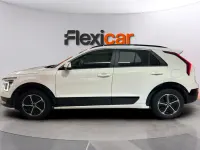 Usado Kia Niro 141 CV (103 kW) 2022 Blanco SUV