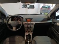Usado Opel Astra 110 CV (80 kW) 2007 Griss Berlina